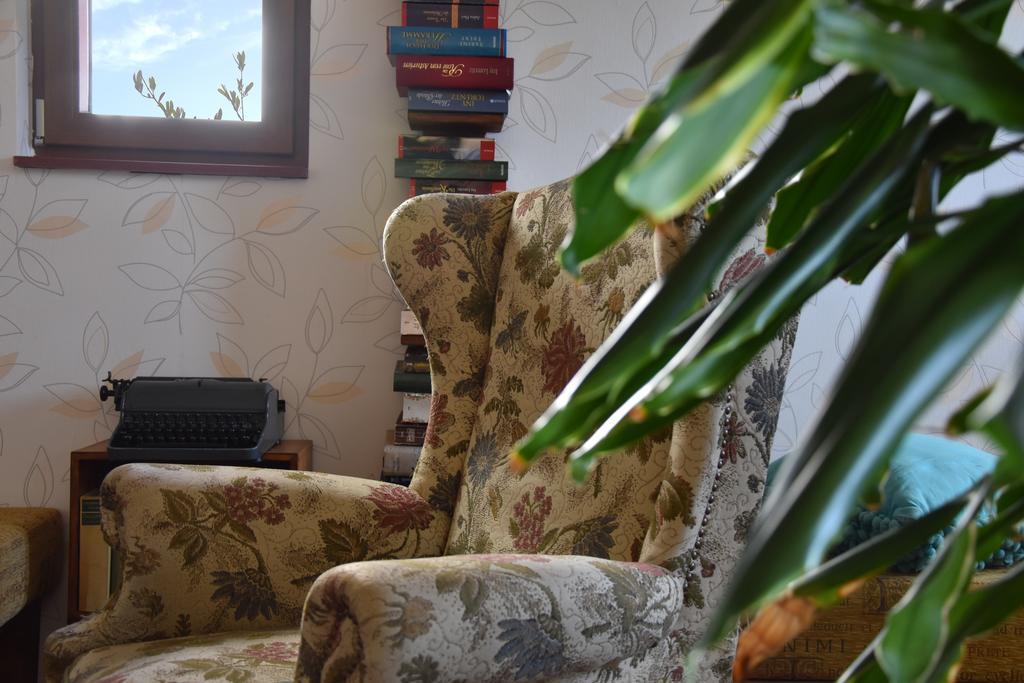 Hinter Den Spiegeln Hotell Heimbach Exteriör bild